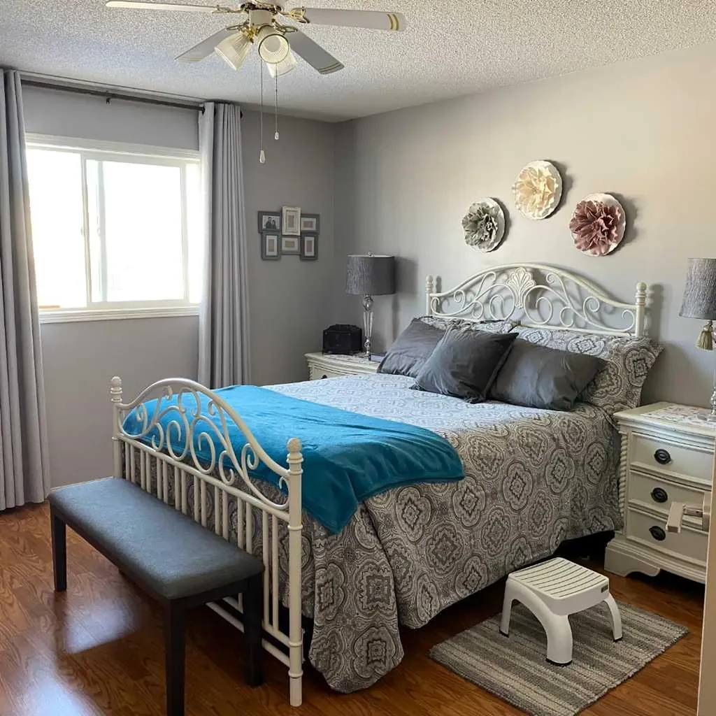 8854 106 Avenue Grande Prairie AB T8X 1L3