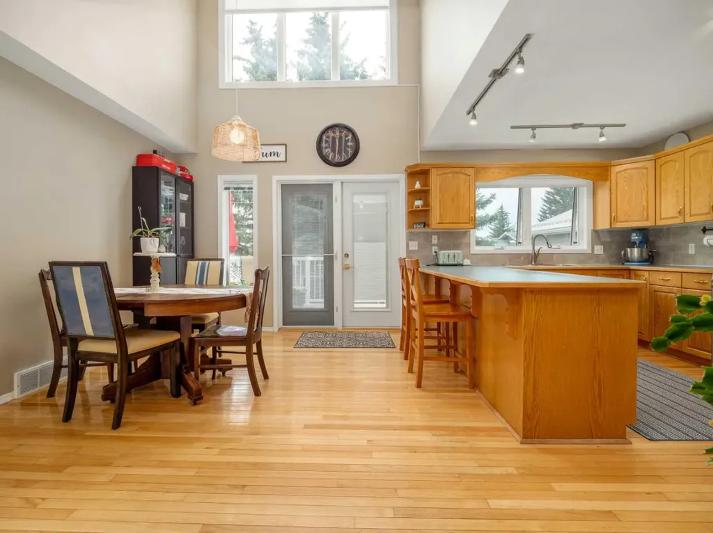 966 Lawrence Street Pincher Creek AB T0K 1W0