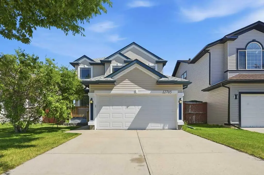 12705 Coventry Hills Way Calgary AB T3K5B1