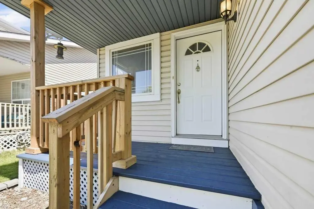 12705 Coventry Hills Way Calgary AB T3K5B1