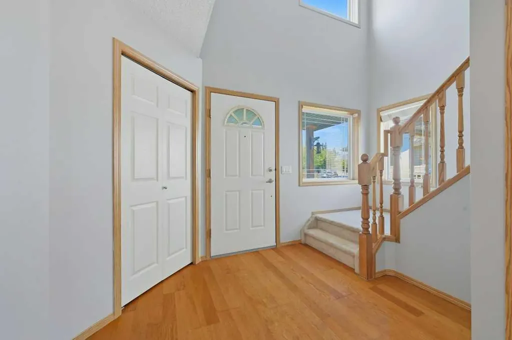 12705 Coventry Hills Way Calgary AB T3K5B1