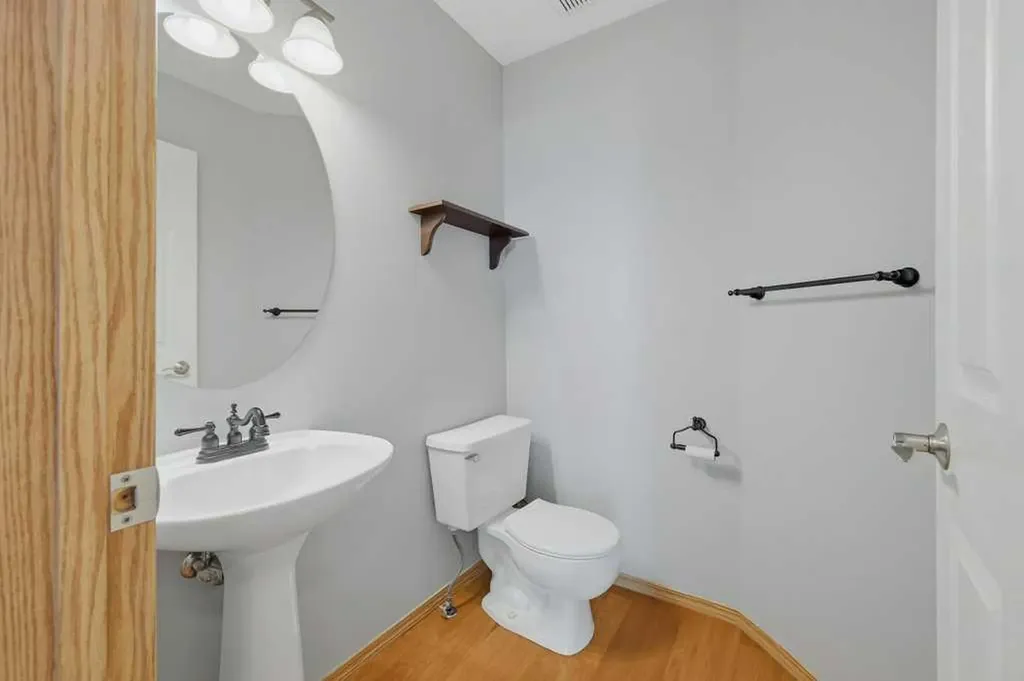 12705 Coventry Hills Way Calgary AB T3K5B1