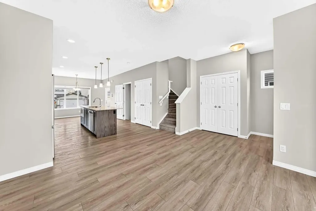 121 Palomino Street Cochrane AB T4C 2P8