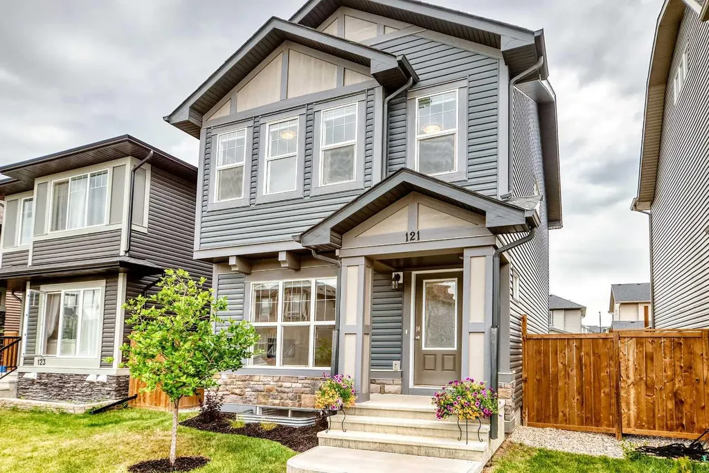 121 Palomino Street Cochrane AB T4C 2P8