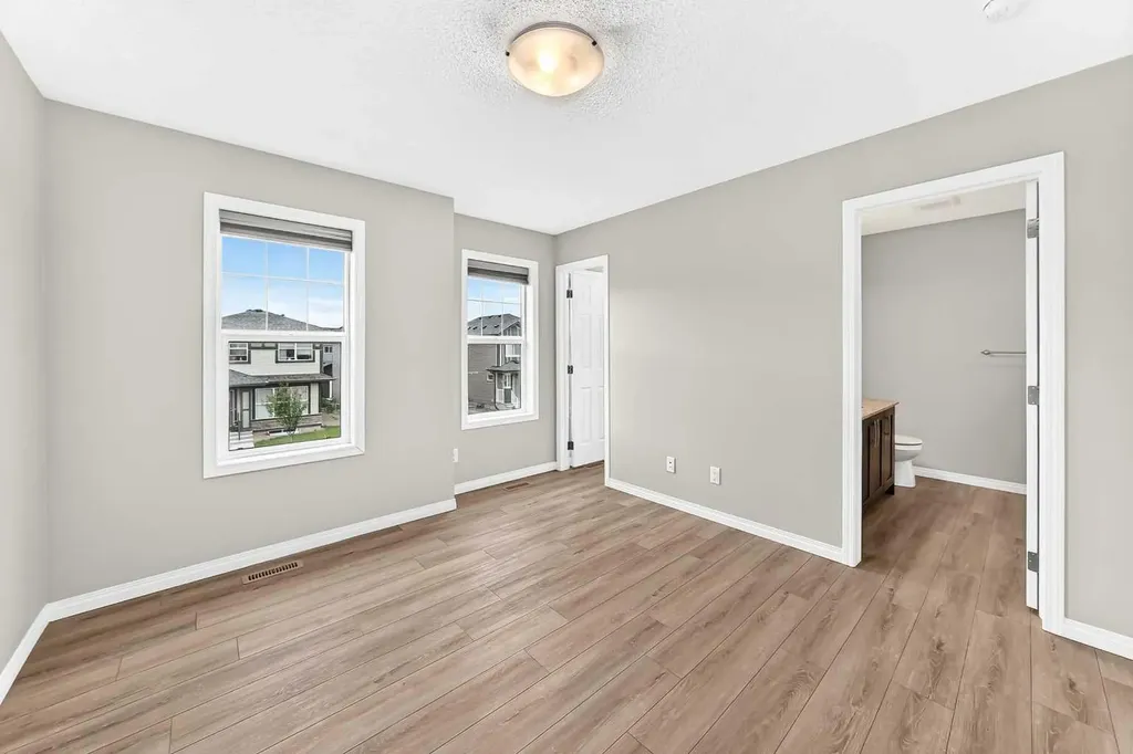 121 Palomino Street Cochrane AB T4C 2P8
