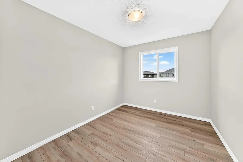 121 Palomino Street Cochrane AB T4C 2P8