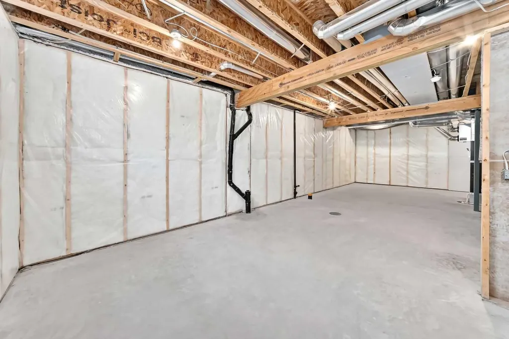 121 Palomino Street Cochrane AB T4C 2P8
