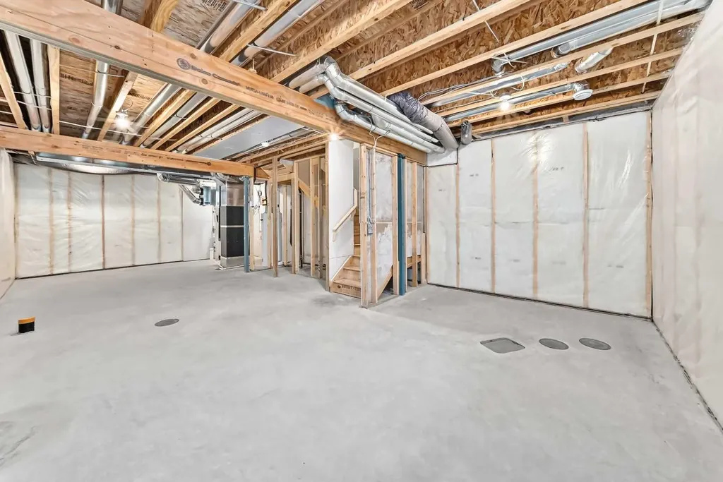 121 Palomino Street Cochrane AB T4C 2P8