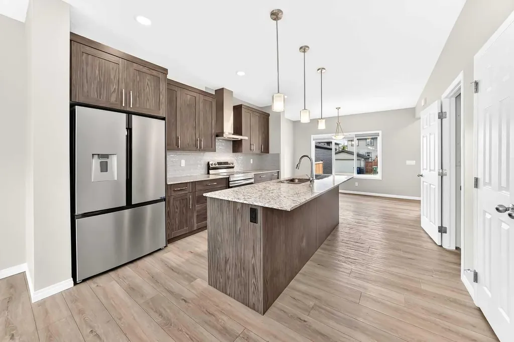 121 Palomino Street Cochrane AB T4C 2P8