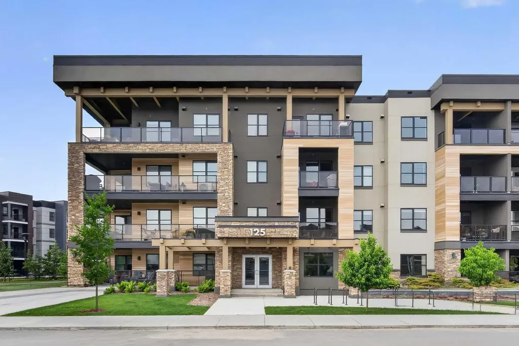 125 Wolf Hollow Crescent SE Calgary AB T2X 5W9