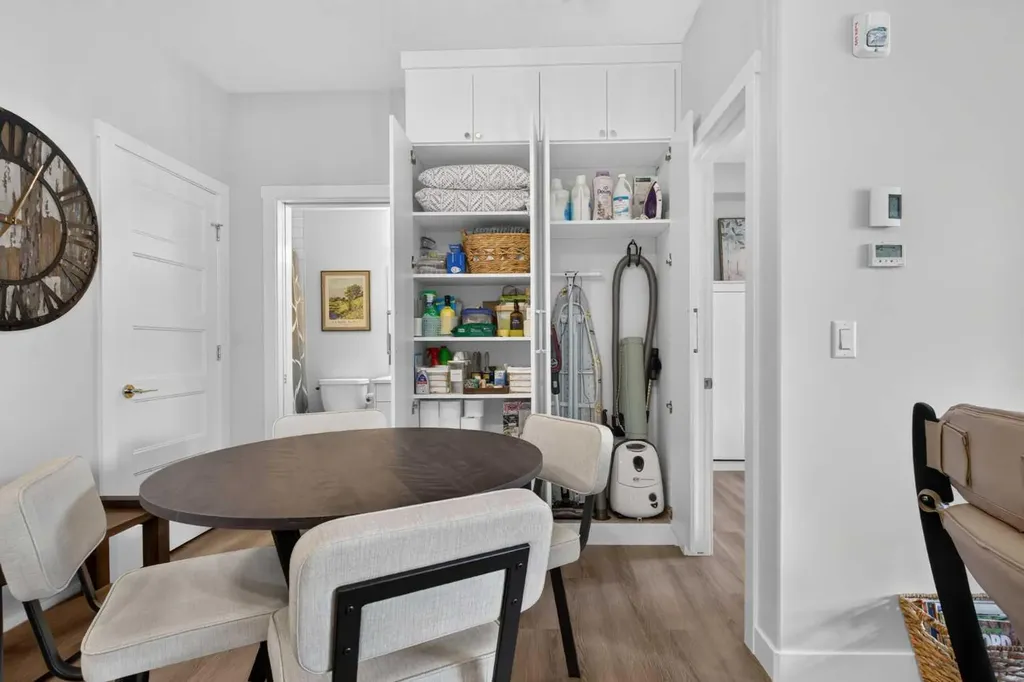 125 Wolf Hollow Crescent SE Calgary AB T2X 5W9