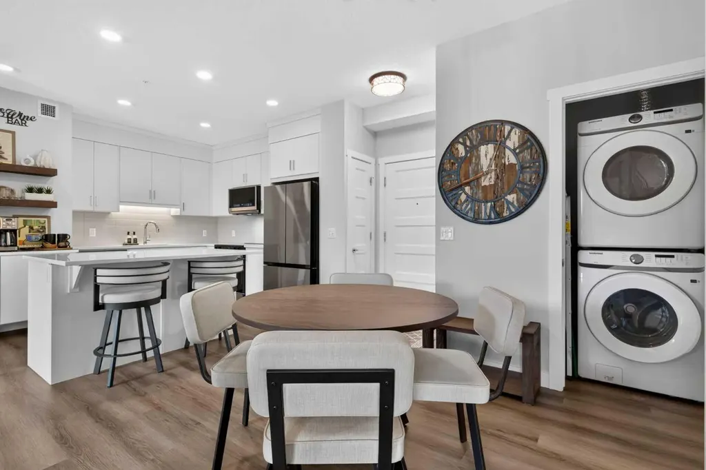 125 Wolf Hollow Crescent SE Calgary AB T2X 5W9