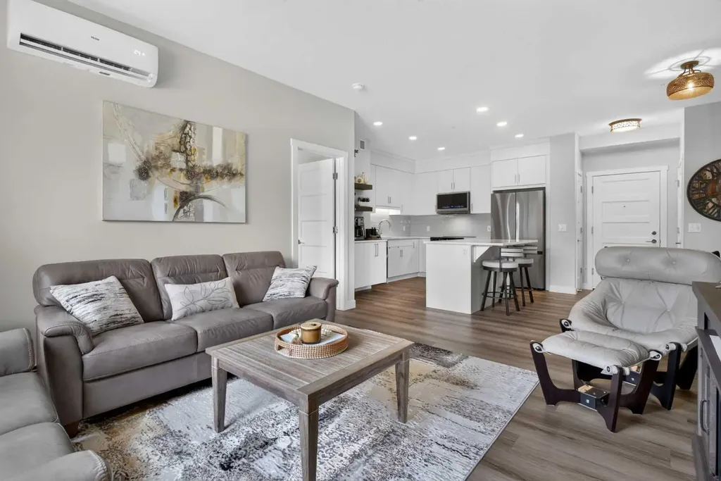 125 Wolf Hollow Crescent SE Calgary AB T2X 5W9