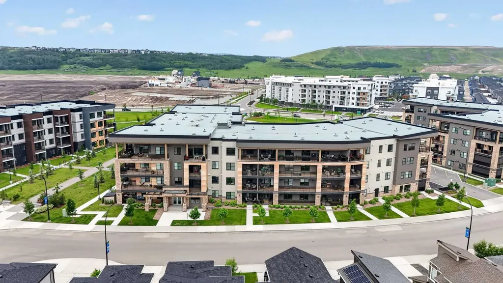 125 Wolf Hollow Crescent SE Calgary AB T2X 5W9