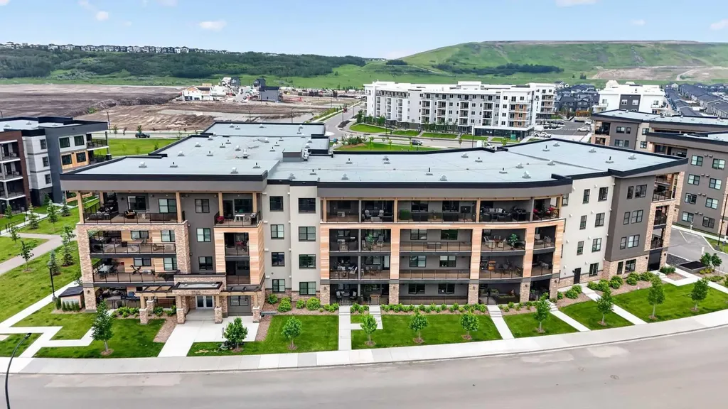 125 Wolf Hollow Crescent SE Calgary AB T2X 5W9