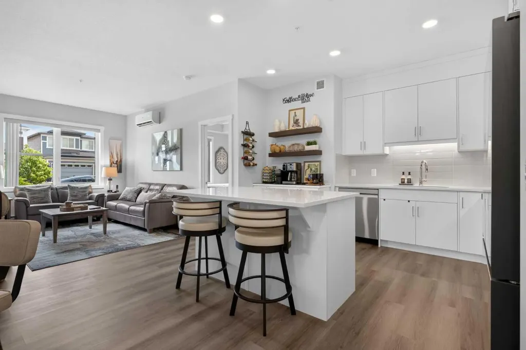 125 Wolf Hollow Crescent SE Calgary AB T2X 5W9