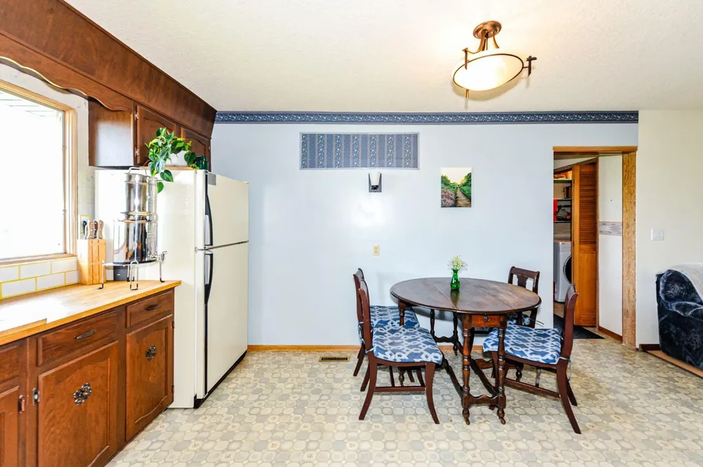 430042 Range Road 220 Rural Ponoka County AB T0B0H0