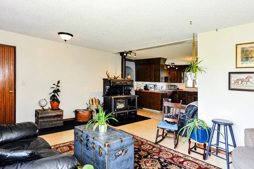 430042 Range Road 220 Rural Ponoka County AB T0B0H0