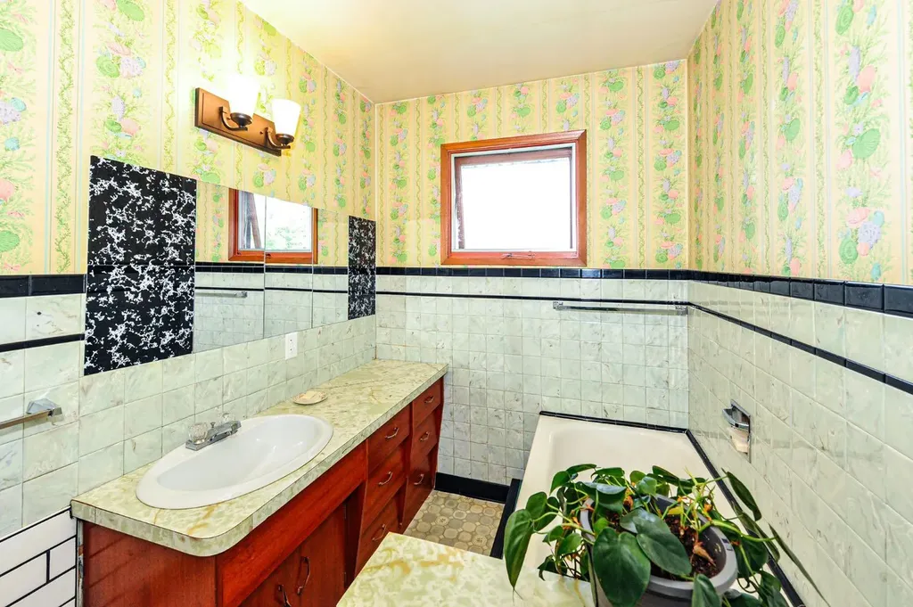 430042 Range Road 220 Rural Ponoka County AB T0B0H0