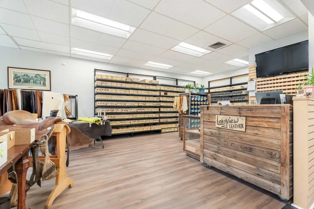 206 Stockton Avenue Okotoks AB T1S 1B1