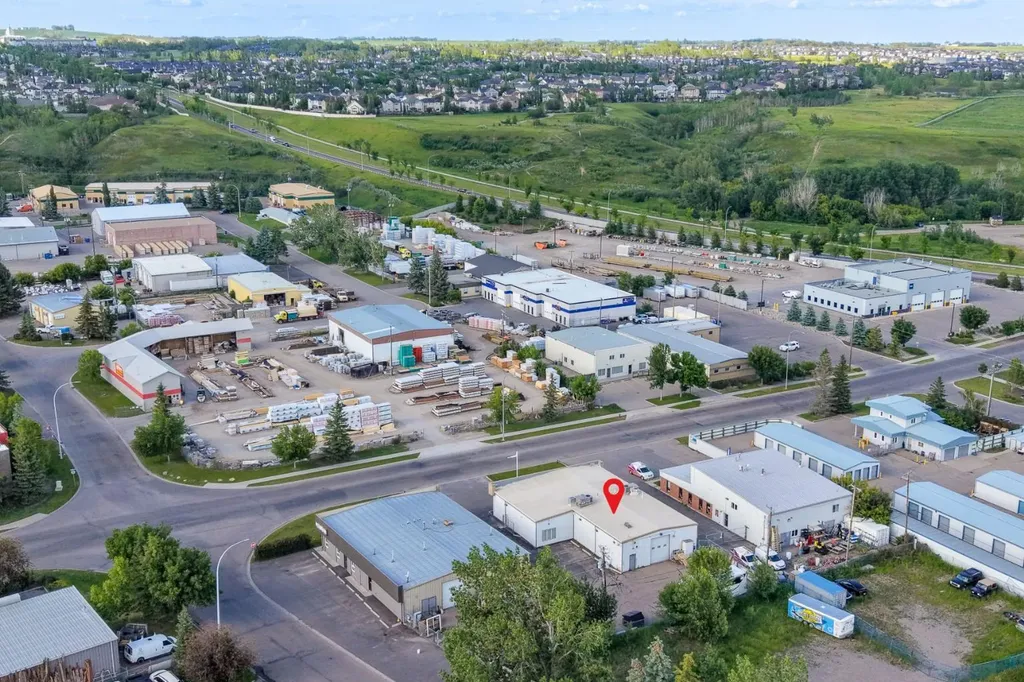 206 Stockton Avenue Okotoks AB T1S 1B1