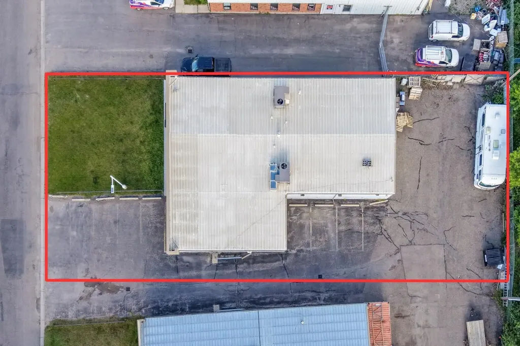 206 Stockton Avenue Okotoks AB T1S 1B1