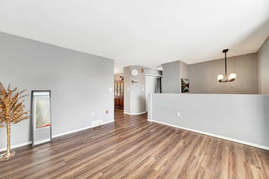 4508 39 Street Lloydminster SK S9V 2B9