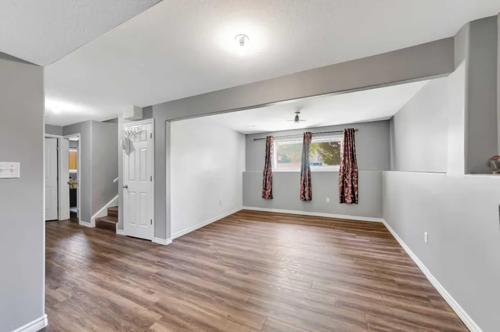 4508 39 Street Lloydminster SK S9V 2B9