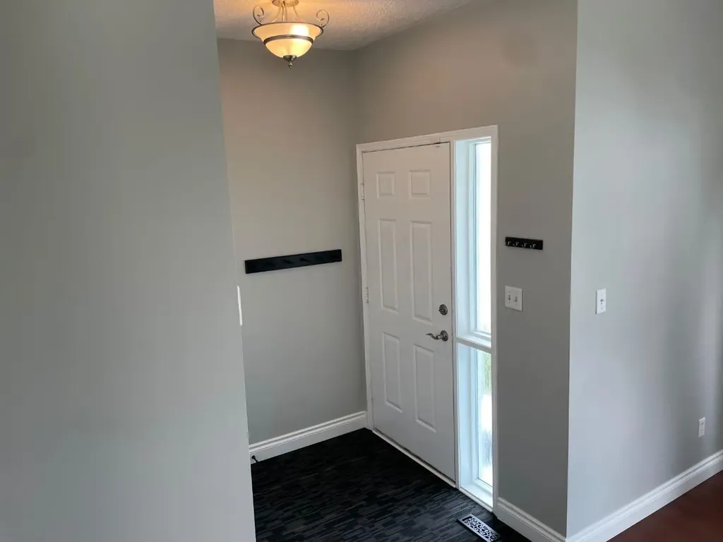 33 Graham Road Whitecourt AB T7S 1B7