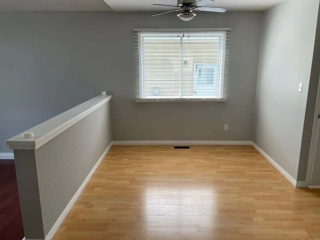 33 Graham Road Whitecourt AB T7S 1B7