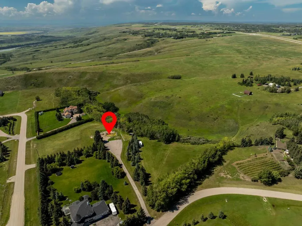 39 Taylor Bay Rural Rocky View County AB T3L 2P6