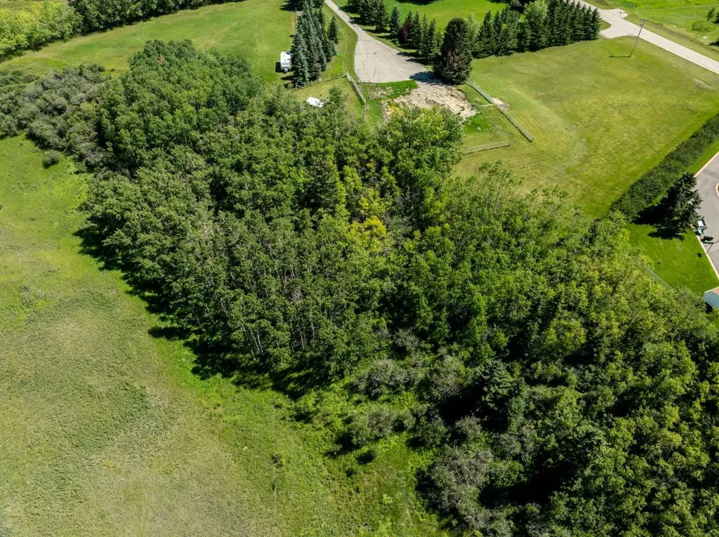 39 Taylor Bay Rural Rocky View County AB T3L 2P6