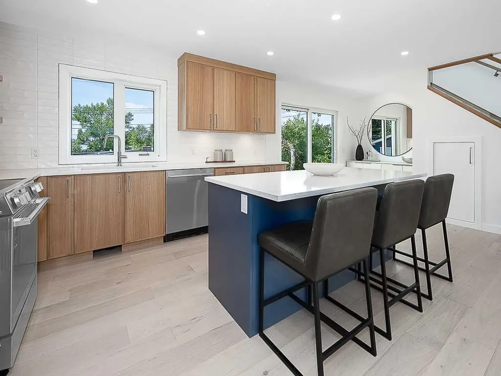 3520 Bulyea Crescent NW Calgary AB T2L 1N7