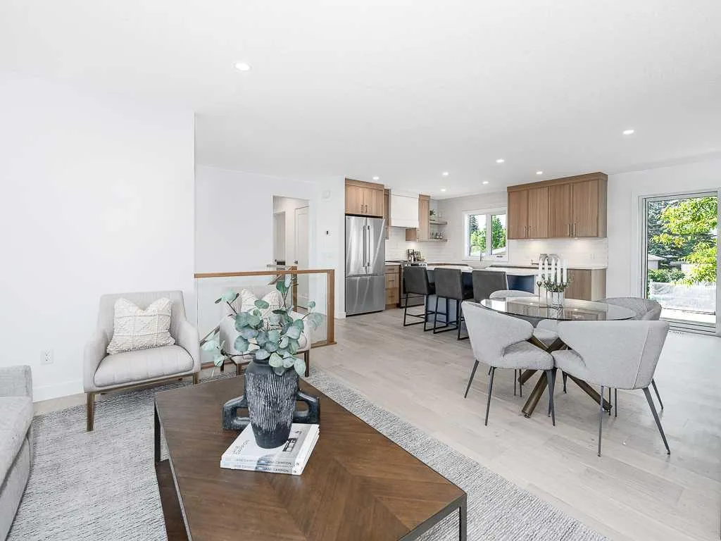 3520 Bulyea Crescent NW Calgary AB T2L 1N7