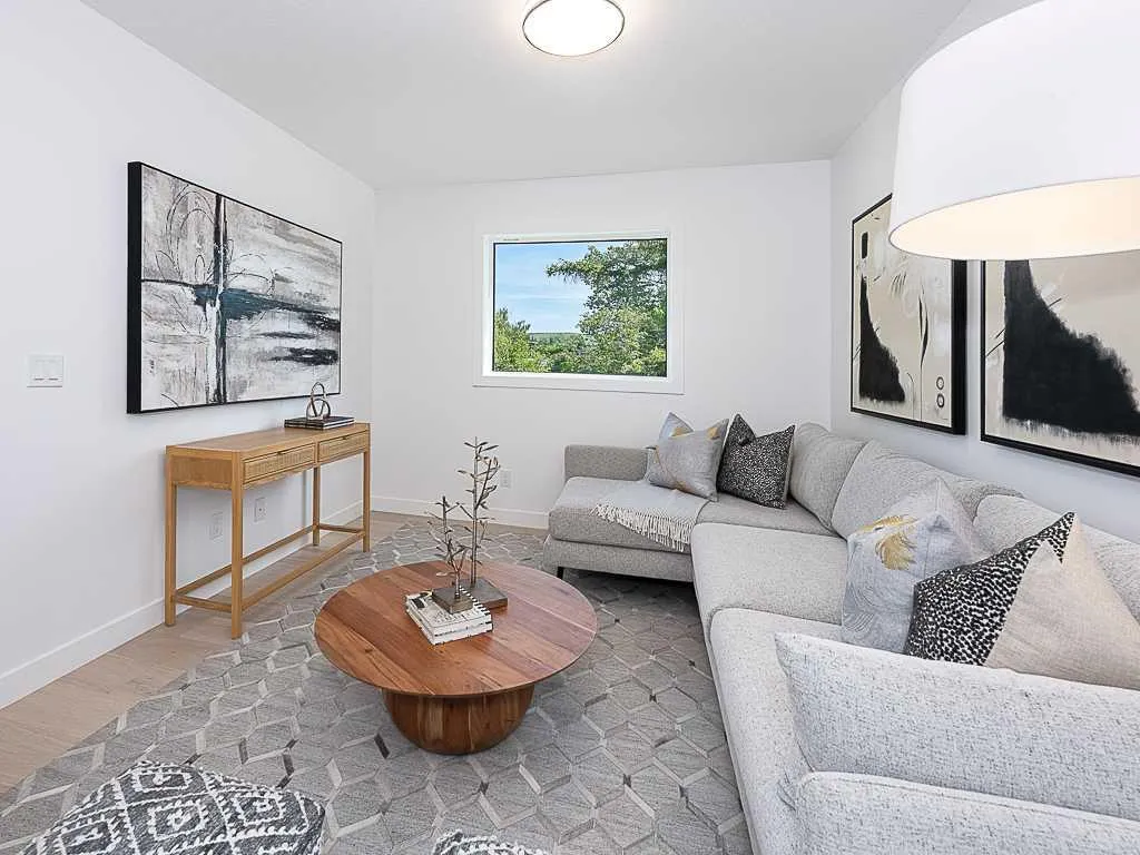 3520 Bulyea Crescent NW Calgary AB T2L 1N7
