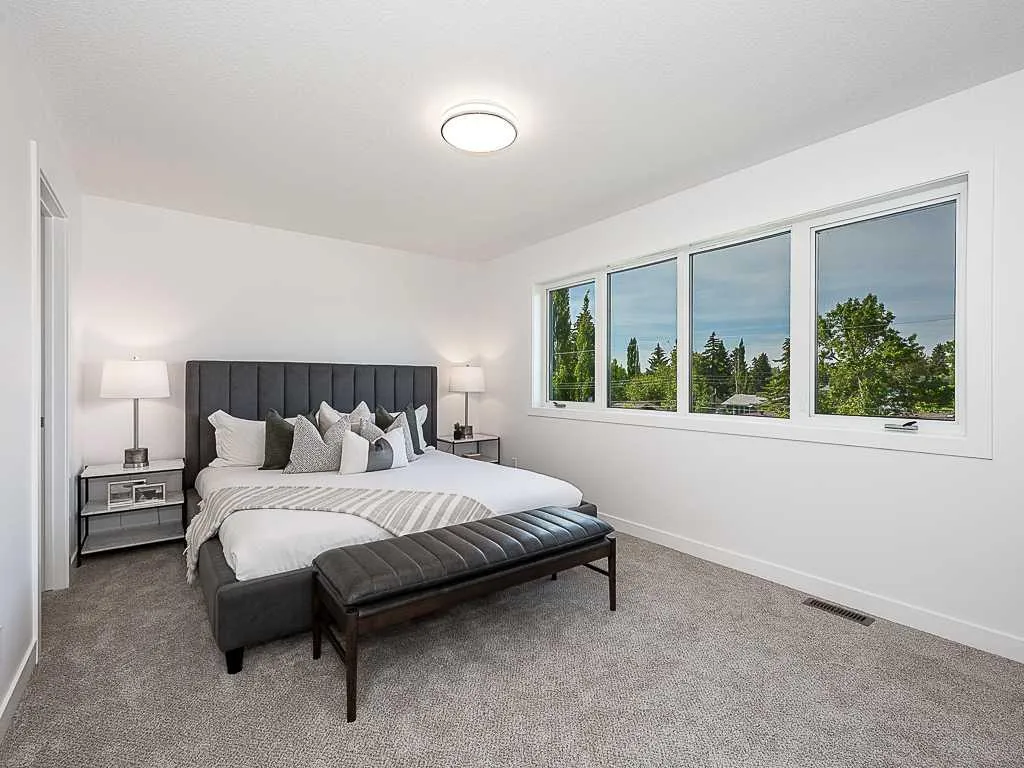 3520 Bulyea Crescent NW Calgary AB T2L 1N7