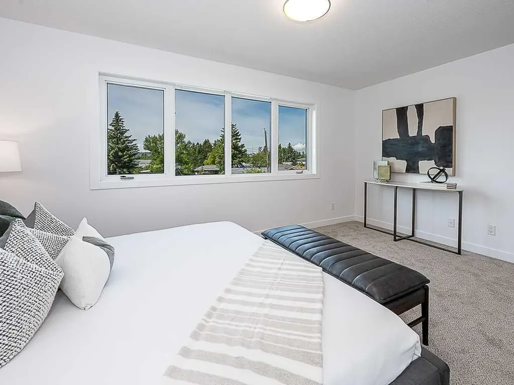 3520 Bulyea Crescent NW Calgary AB T2L 1N7