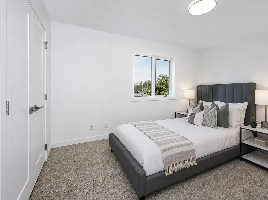 3520 Bulyea Crescent NW Calgary AB T2L 1N7