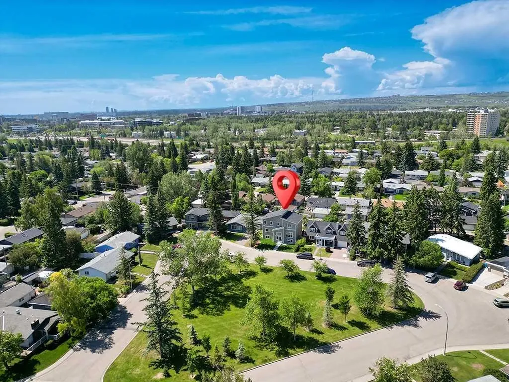 3520 Bulyea Crescent NW Calgary AB T2L 1N7
