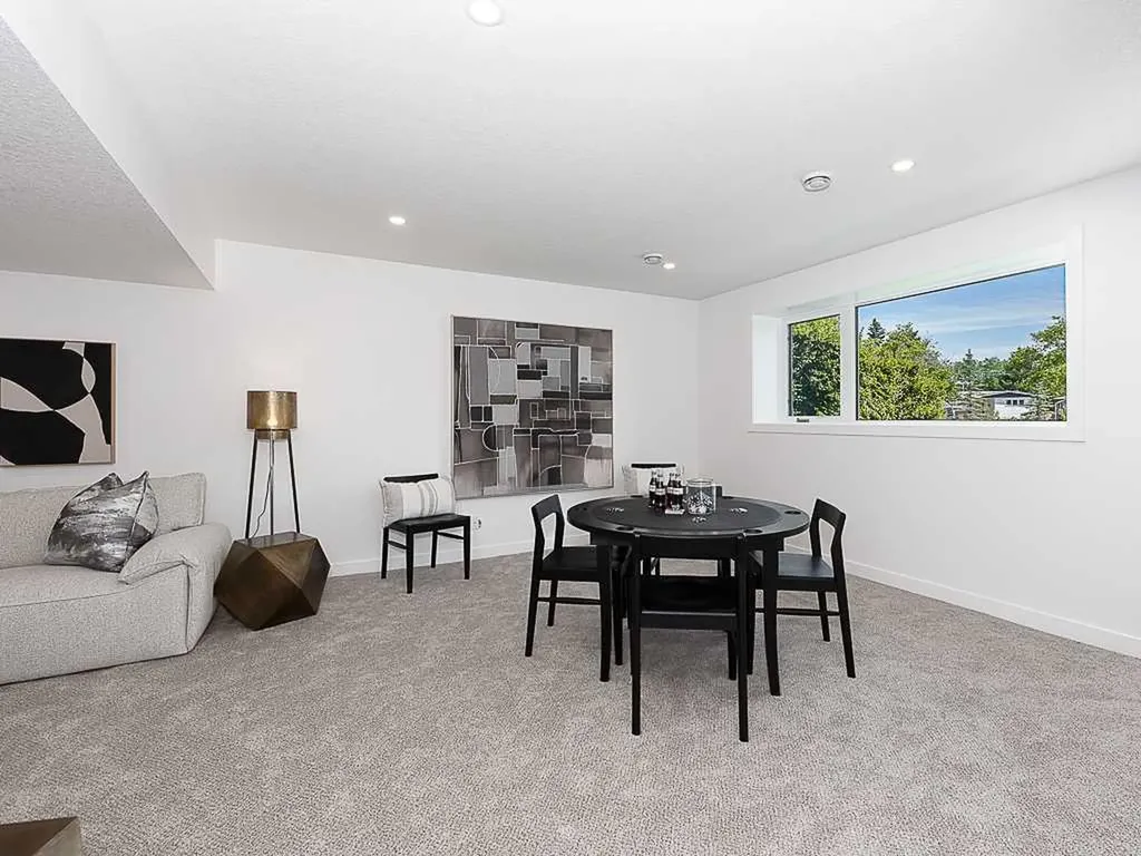 3520 Bulyea Crescent NW Calgary AB T2L 1N7
