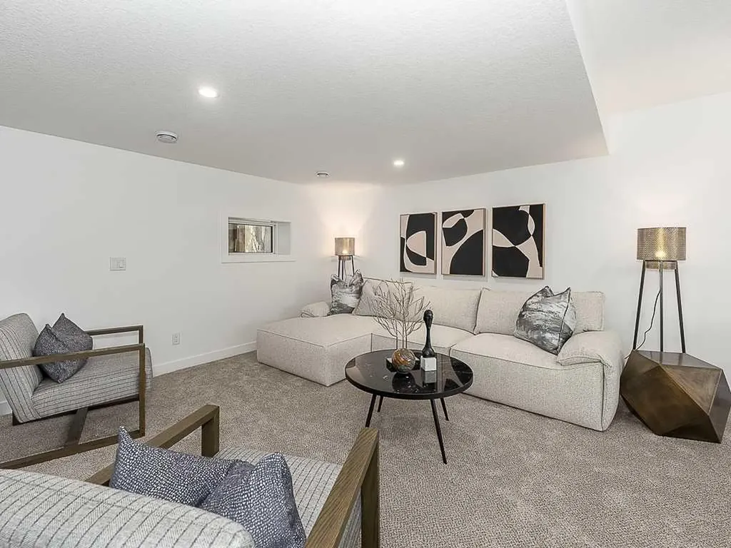 3520 Bulyea Crescent NW Calgary AB T2L 1N7