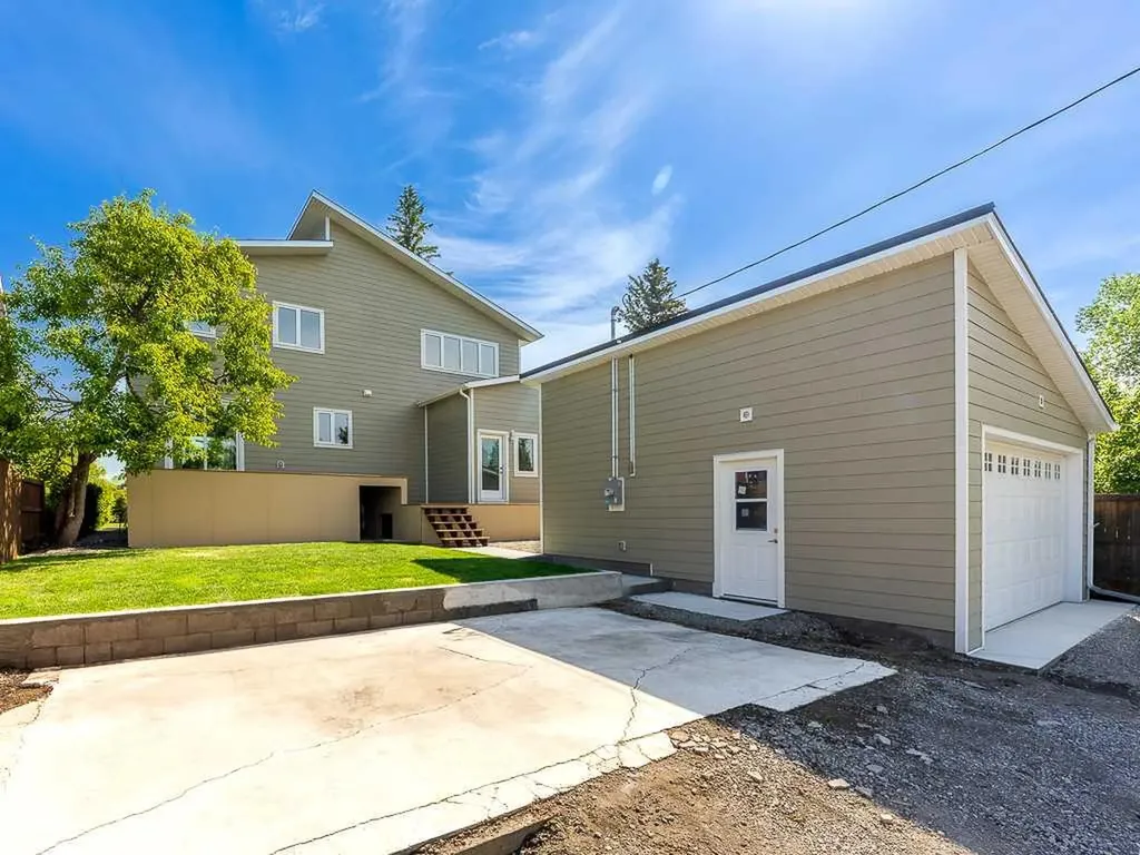 3520 Bulyea Crescent NW Calgary AB T2L 1N7