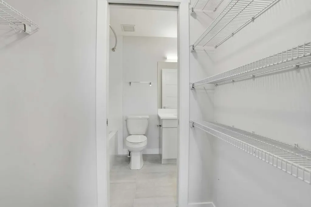 2117 81 Street SW Calgary AB T3H6H5
