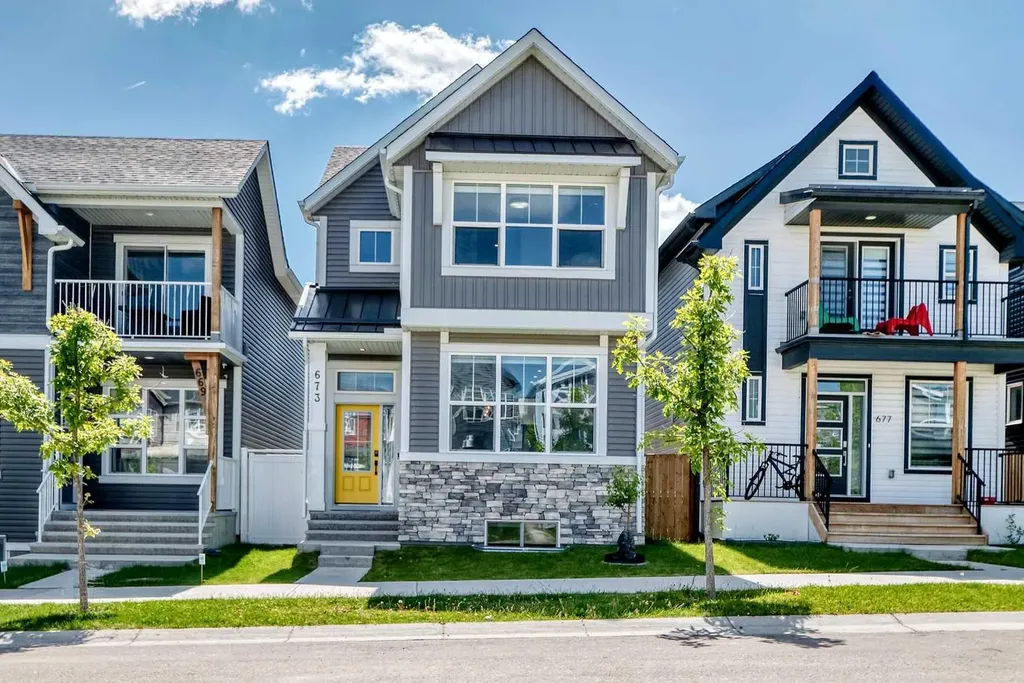673 Livingston Way NE Calgary AB T3P1N8