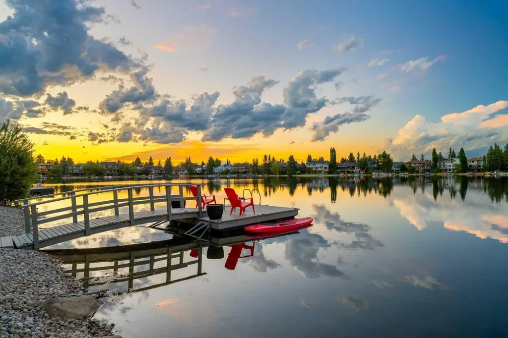 85 Sunset Way SE Calgary AB T2X 3C1