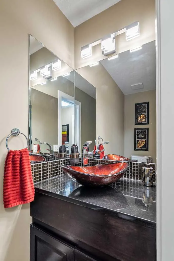 85 Sunset Way SE Calgary AB T2X 3C1