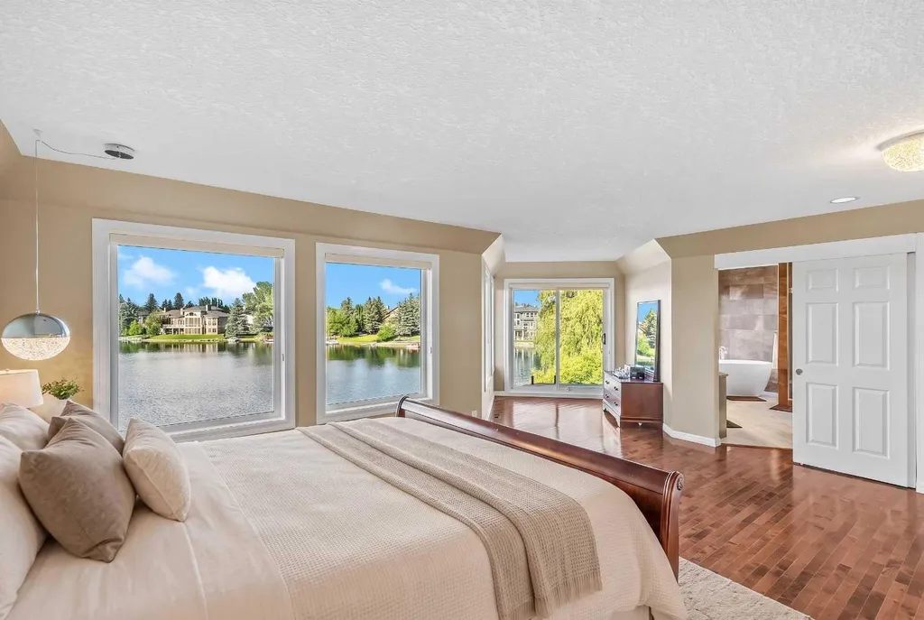 85 Sunset Way SE Calgary AB T2X 3C1