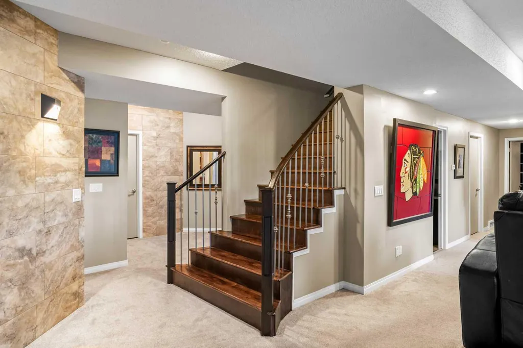 85 Sunset Way SE Calgary AB T2X 3C1