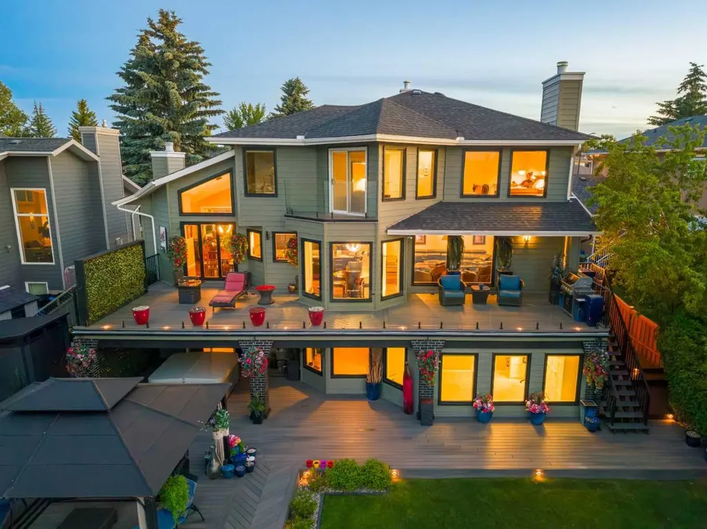 85 Sunset Way SE Calgary AB T2X 3C1