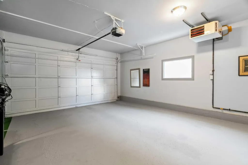 85 Sunset Way SE Calgary AB T2X 3C1